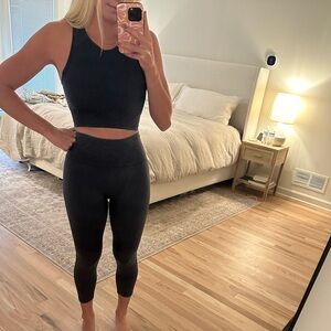 Savvi workout set- leggings & crop